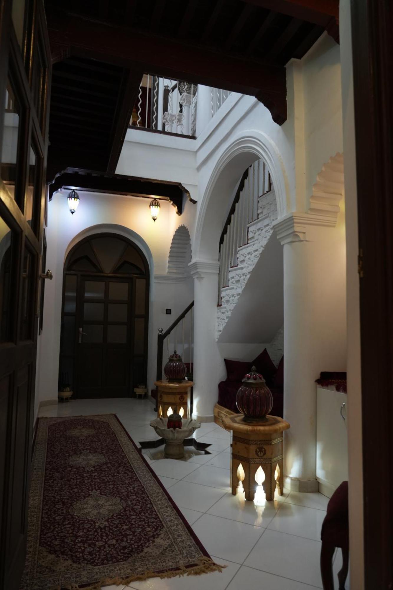 Dar Essaki 1886 Hotel Tanger Luaran gambar