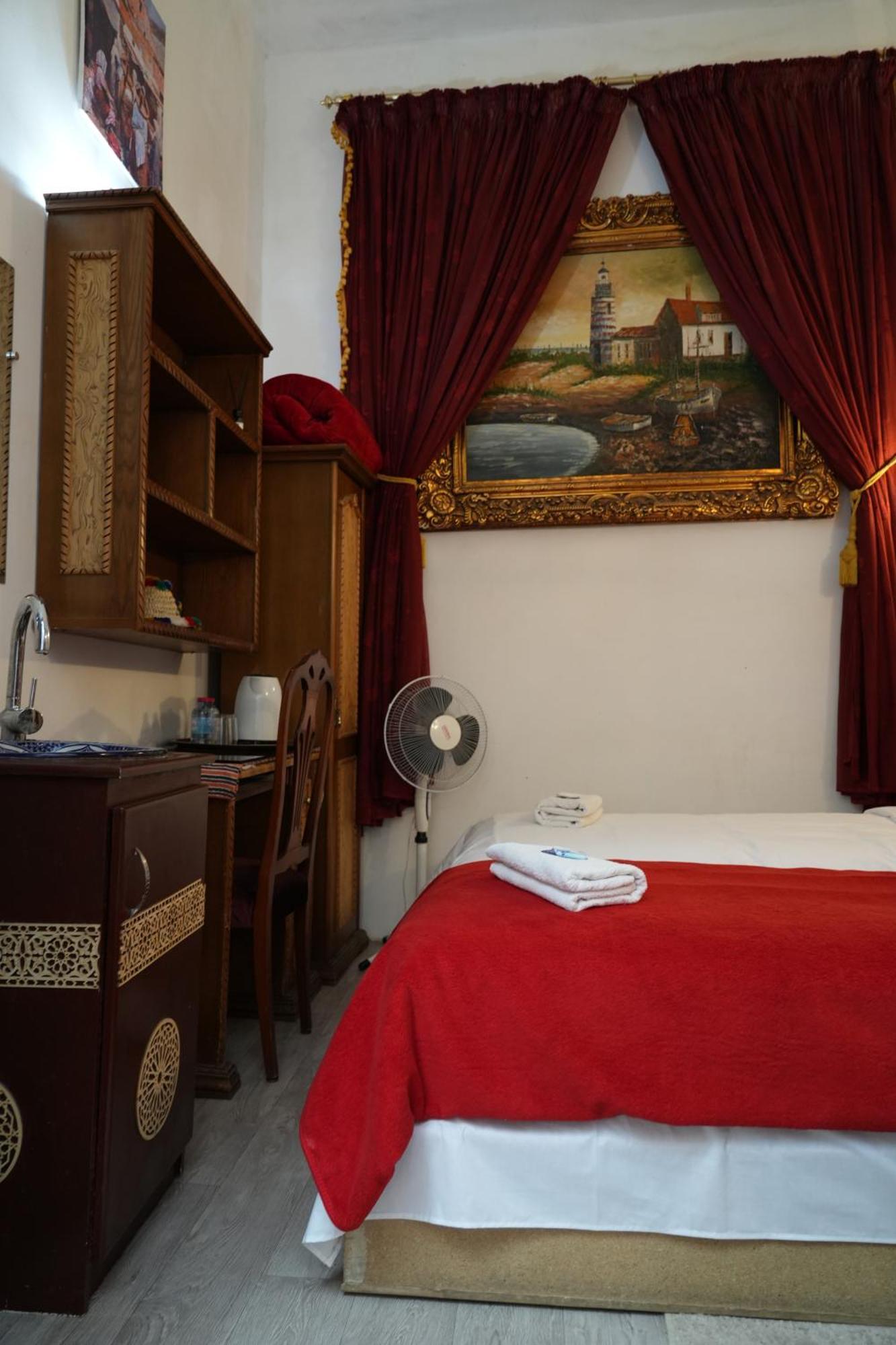 Dar Essaki 1886 Hotel Tanger Luaran gambar