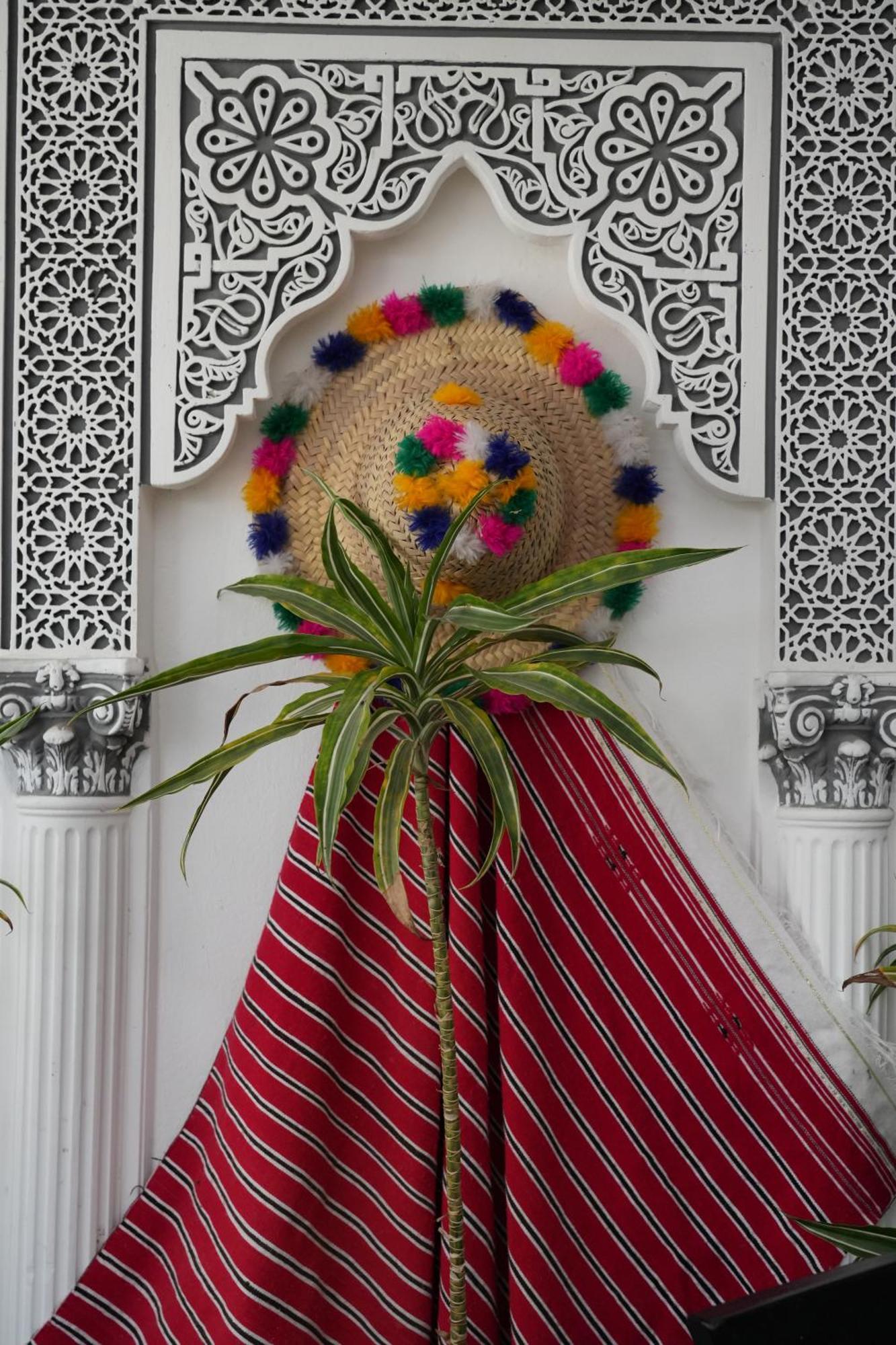 Dar Essaki 1886 Hotel Tanger Luaran gambar